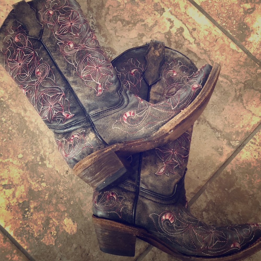 Corral Teens Vintage Boots A1027 Snip Toe Size 4